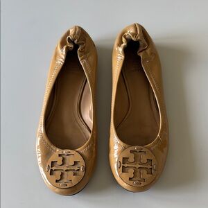 Tory Burch Tan Patent Leather Flats with Logo Medallion